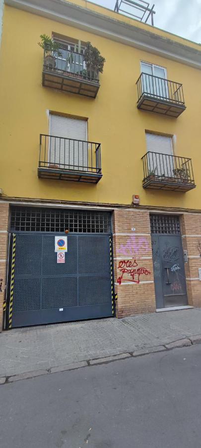 Isg Apartments Becquer Free Parking Inside The Building Seville Exterior photo